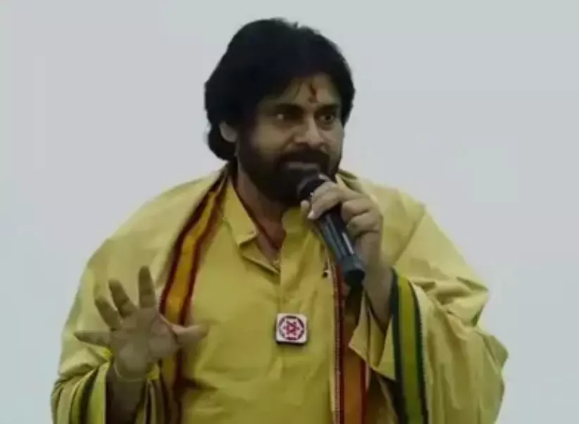 టాలీవుడ్ రిటర్న్ గిఫ్ట్కు థాంక్స్ - డిప్యూటీ సీఎం పవన్ కల్యాణ్ టాలీవుడ్ రిటర్న్ గిఫ్ట్కు థాంక్స్ - డిప్యూటీ సీఎం పవన్ కల్యాణ్