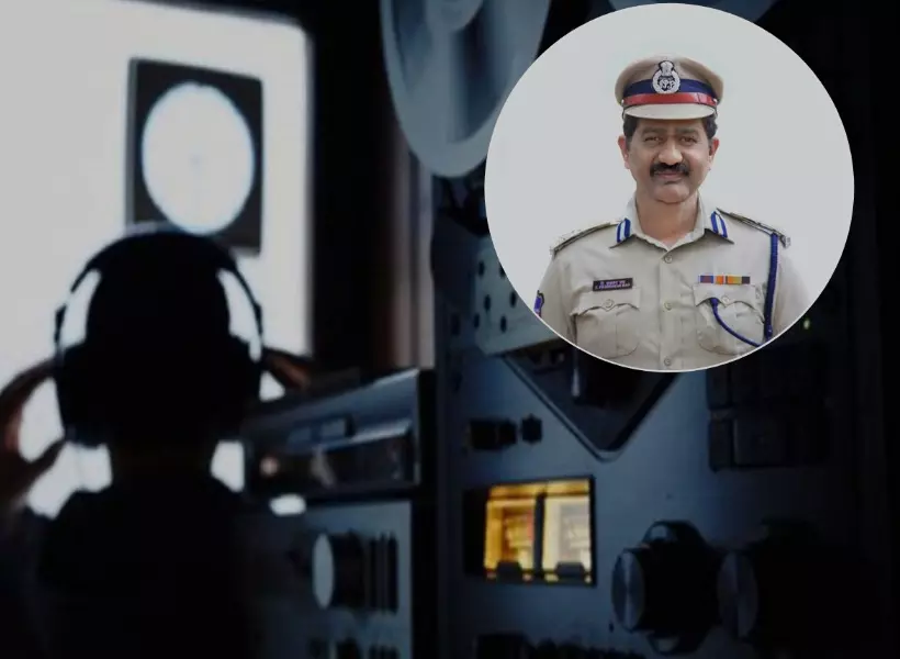 ఫోన్ ట్యాపింగ్ కేసులో ప్రభాకర్రావుకు ముందు నుయ్యి - వెనుక గొయ్యి ఫోన్ ట్యాపింగ్ కేసులో ప్రభాకర్రావుకు ముందు నుయ్యి - వెనుక గొయ్యి