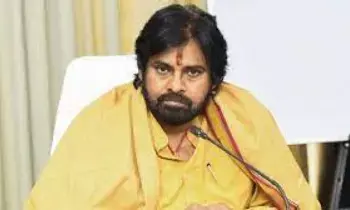 యేడాదిలో పవన్‌కల్యాణ్ ఇమేజ్‌ తగ్గిందా?