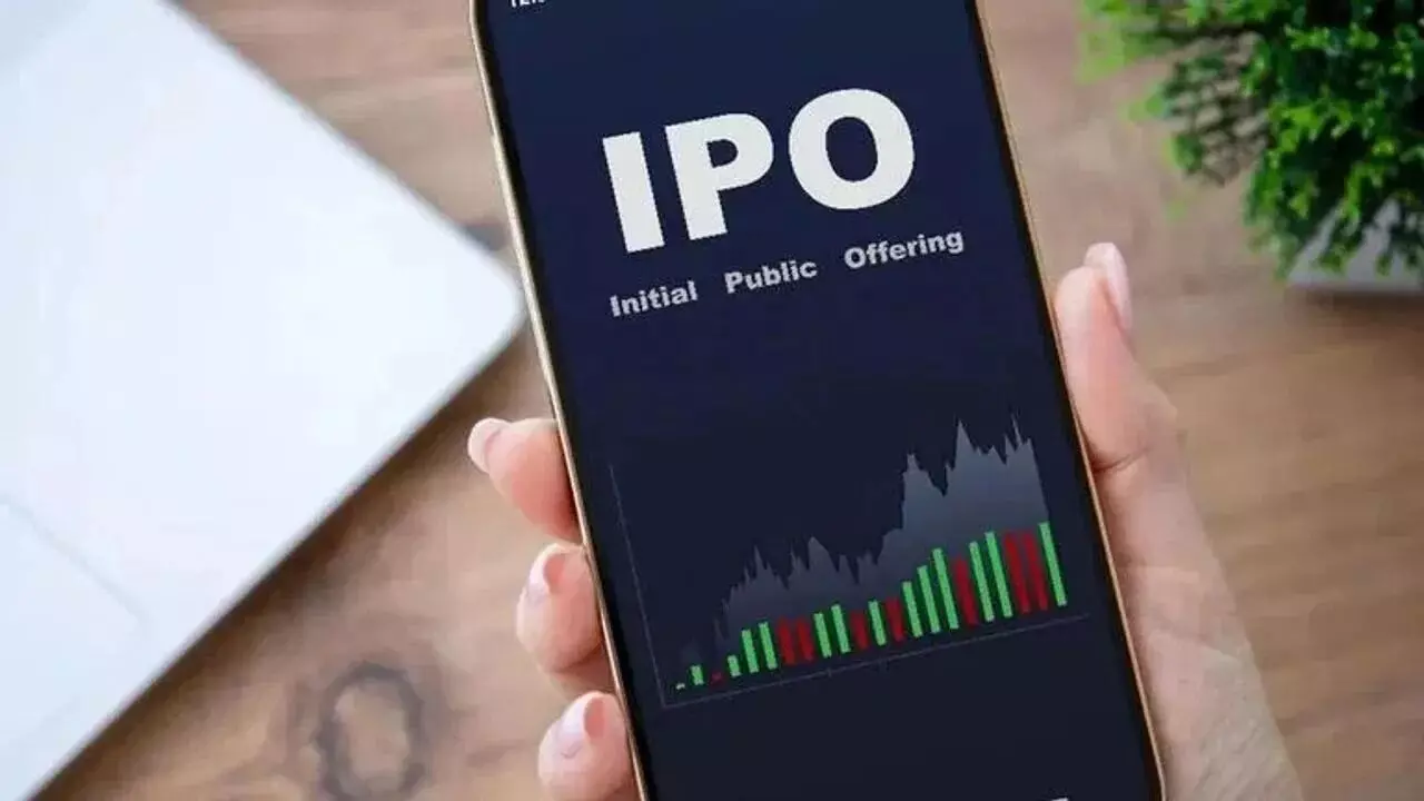 IPO : ఇన్వెస్టర్లకు గుడ్ న్యూస్.. ఈ వారం ఓపెన్ కానున్న 6 ఐపీవోలు ఇవే IPO : ఇన్వెస్టర్లకు గుడ్ న్యూస్.. ఈ వారం ఓపెన్ కానున్న 6 ఐపీవోలు ఇవే