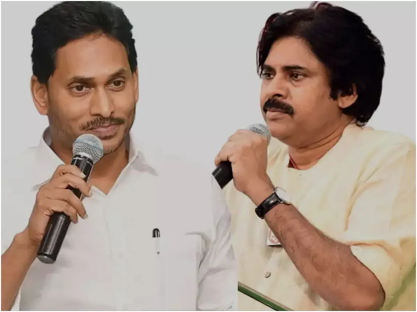 సినిమాల్లో డైలాగులు నిజ జీవితంలో వల్లెవేస్తారా? - పవన్ కల్యాణ్ ఫైర్ సినిమాల్లో డైలాగులు నిజ జీవితంలో వల్లెవేస్తారా? - పవన్ కల్యాణ్ ఫైర్