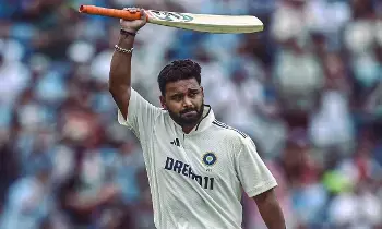 Rishabh Pant: వరుస సెంచరీలతో పంత్ అదిరే రికార్డులు Rishabh Pant: వరుస సెంచరీలతో పంత్ అదిరే రికార్డులు