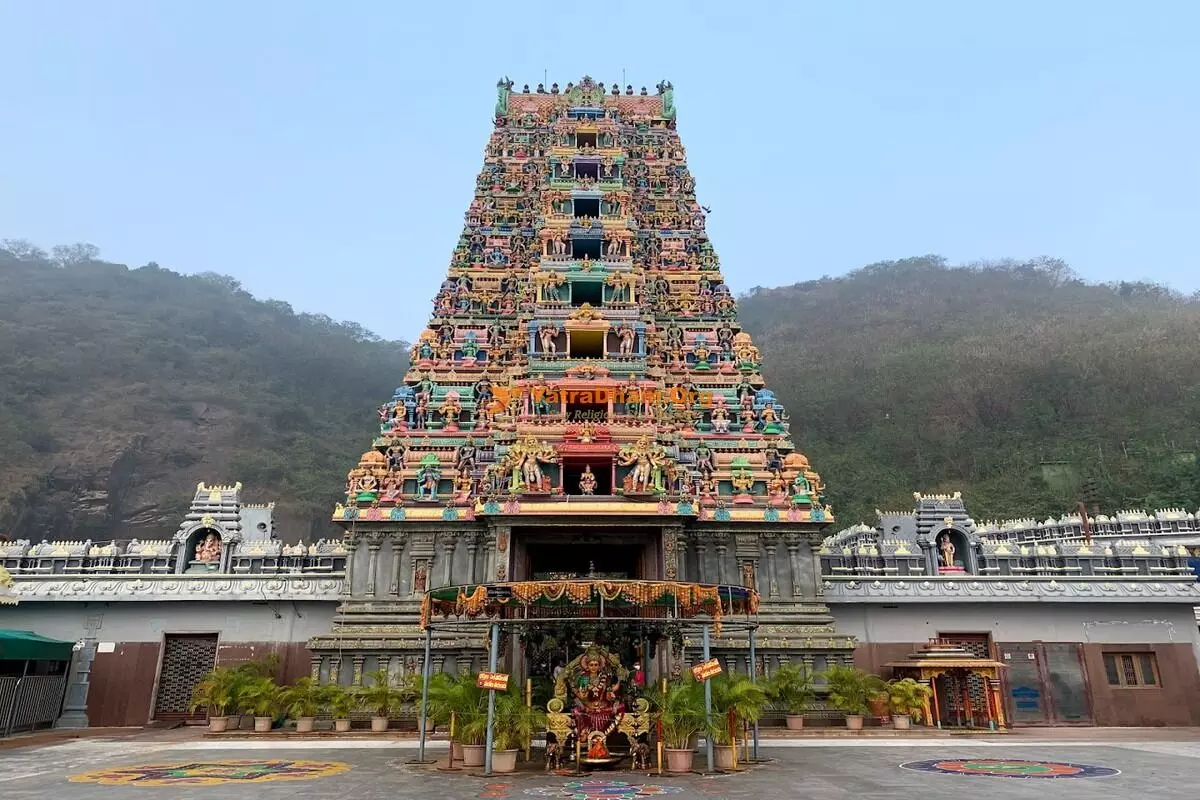 Highlights of Vijayawada Kanaka Durga: శివలీలలు, శక్తి మహిమలు .. విజయవాడ కనకదుర్గ విశేషాలివే! Highlights of Vijayawada Kanaka Durga: శివలీలలు, శక్తి మహిమలు .. విజయవాడ కనకదుర్గ విశేషాలివే!