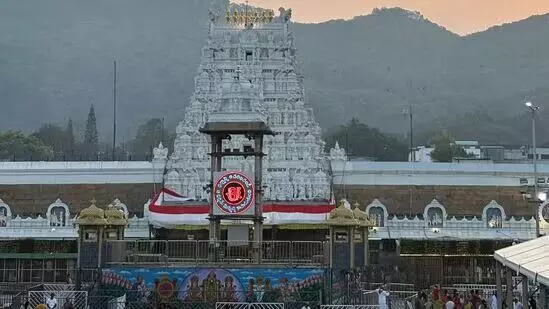 జూన్ 30 నుండి జూలై 02వ తేదీ వరకు శ్రీవారి సాక్షాత్కార వైభవోత్సవములు జూన్ 30 నుండి జూలై 02వ తేదీ వరకు శ్రీవారి సాక్షాత్కార వైభవోత్సవములు