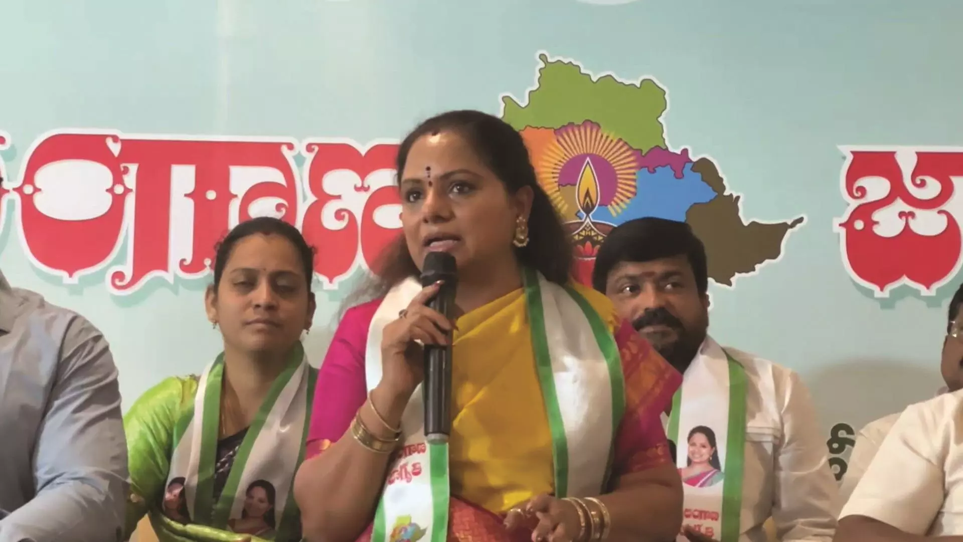 సీయం రేవంత్ రెడ్డి అవినీతిపై బుక్ లెట్ ప్రచురిస్తాం సీయం రేవంత్ రెడ్డి అవినీతిపై బుక్ లెట్ ప్రచురిస్తాం