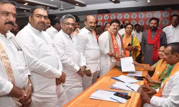 తెలంగాణ బీజేపీ అధ్యక్షుడిగా ఎన్.రామచంద్రరావు ఏకగ్రీవ ఎన్నిక తెలంగాణ బీజేపీ అధ్యక్షుడిగా ఎన్.రామచంద్రరావు ఏకగ్రీవ ఎన్నిక