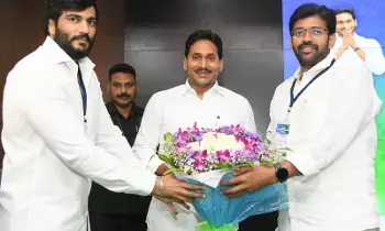 నాయకులగా ఎదగడానికి ఇప్పుడు గొప్ప అవకాశం