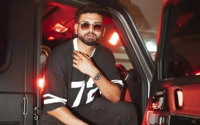Shreyas Iyer Car : ఖరీదైన కారు కొన్న టీమిండియా స్టార్ ప్లేయర్ Shreyas Iyer Car : ఖరీదైన కారు కొన్న టీమిండియా స్టార్ ప్లేయర్