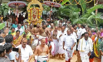 Parveti Utsavam: తిరమలలో ఘనంగా పార్వేట ఉత్సవం