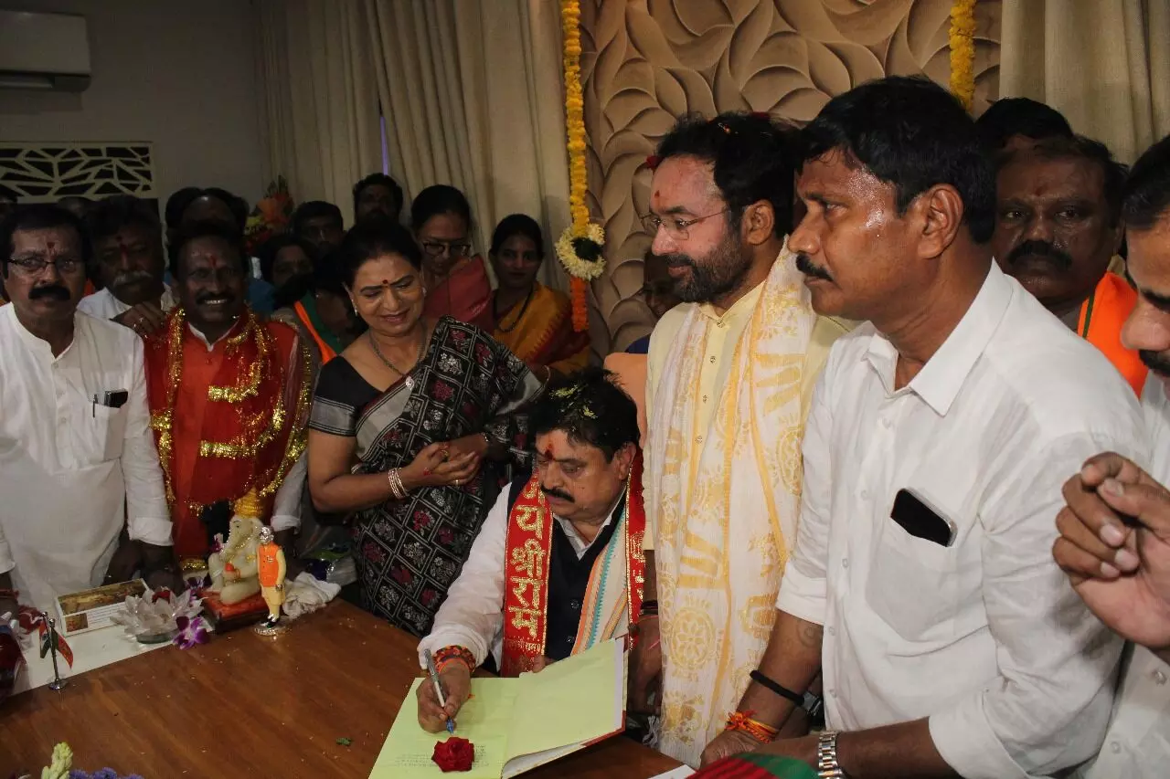 కాంగ్రెస్ ముక్త భారత్ చూడాలని ప్రజలు అనుకుంటున్నారు కాంగ్రెస్ ముక్త భారత్ చూడాలని ప్రజలు అనుకుంటున్నారు