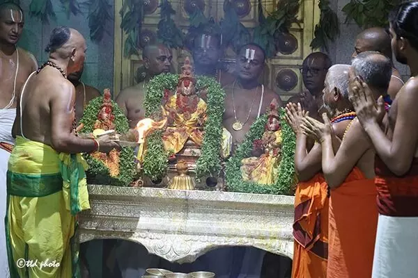 Jyeshtabhishekam: శ్రీ గోవిందరాజస్వామివారి ఆలయంలో జూలై 06 నుండి 08 వరకు జ్యేష్ఠాభిషేకం Jyeshtabhishekam: శ్రీ గోవిందరాజస్వామివారి ఆలయంలో జూలై 06 నుండి 08 వరకు జ్యేష్ఠాభిషేకం