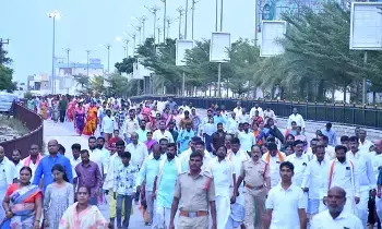 Giri Pradakshina: యాదగిరి గుట్టలో వైభవంగా గిరి ప్రదక్షిణ