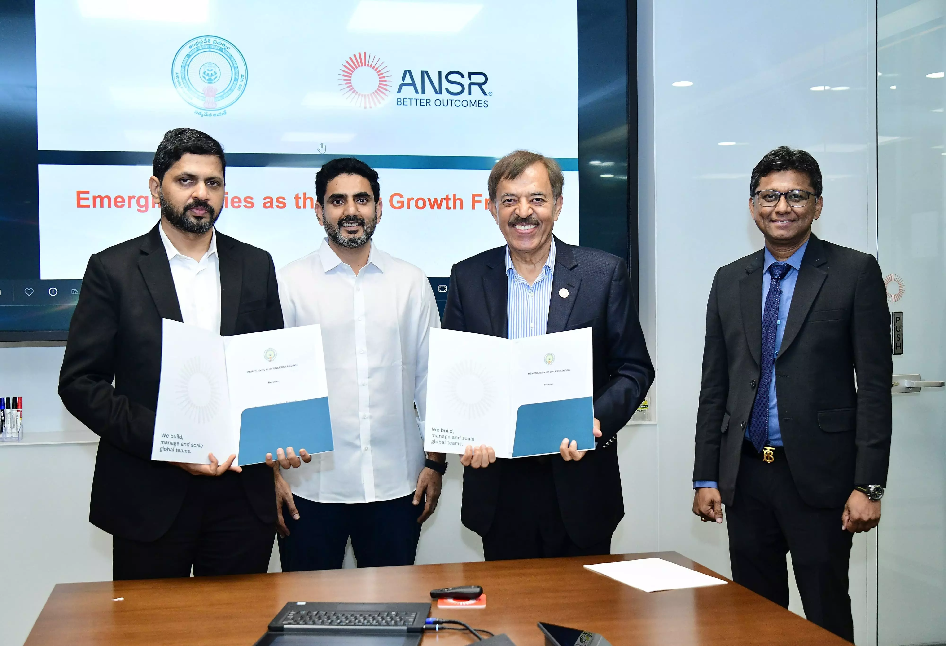 Visakhapatnam : విశాఖలో జిసిసి ఇన్నోవేషన్ క్యాంపస్ ఏర్పాటుకు ఒప్పందం Visakhapatnam : విశాఖలో జిసిసి ఇన్నోవేషన్ క్యాంపస్ ఏర్పాటుకు ఒప్పందం