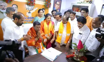 AP BJP : ఏపీ బీజేపీ అధ్యక్షుడిగా బాధ్యతలు చేపట్టిన మాధవ్‌