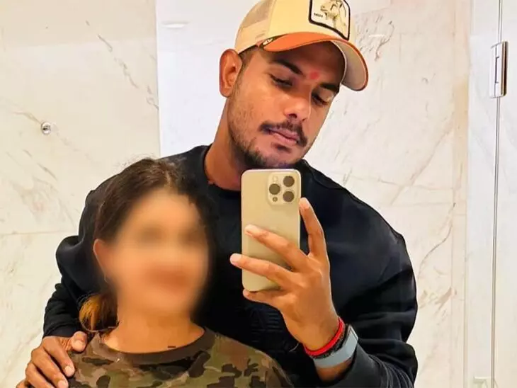 RCB bowler Yash Dayal: ఆమెకు ఐఫోన్,లక్షల్లో నగదు ఇచ్చా..చివరికి మోసం చేసింది RCB bowler Yash Dayal: ఆమెకు ఐఫోన్,లక్షల్లో నగదు ఇచ్చా..చివరికి మోసం చేసింది