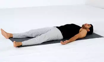 Shavasana Benefits: శవాసనం ఎలా చేయాలి.. ప్రయోజనాలు ఏంటో తెలుసుకోండి!