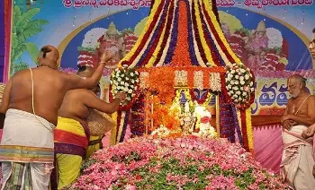Grand Pushpayagam: అప్పలాయగుంటలో వైభవంగా పుష్పయాగం