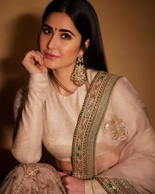 Katrina Kaif: ఆ స్టార్ హీరోలతో బ్రేకప్ తర్వాత ఫుల్గా ఏడ్చిన కత్రినా Katrina Kaif: ఆ స్టార్ హీరోలతో బ్రేకప్ తర్వాత ఫుల్గా ఏడ్చిన కత్రినా