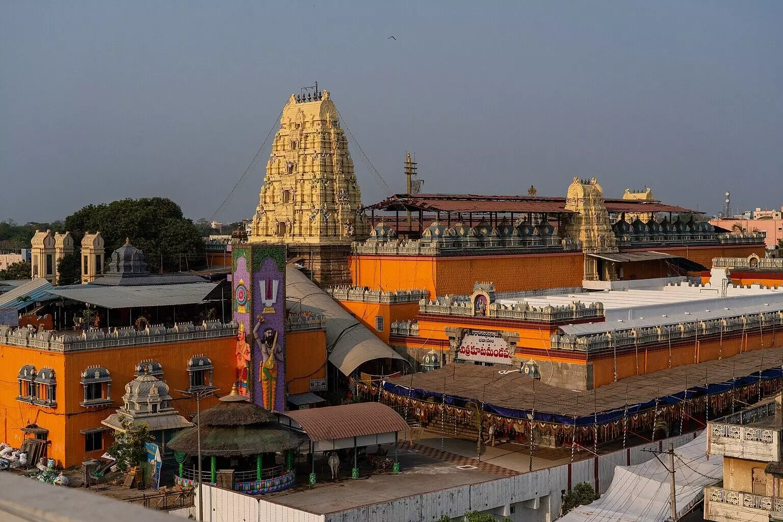Bhadrachalam Rama: దక్షిణ అయోధ్య.. భద్రాచల రాముడి గురించి ఈ విషయాలు తప్పక తెలుసుకోండి! Bhadrachalam Rama: దక్షిణ అయోధ్య.. భద్రాచల రాముడి గురించి ఈ విషయాలు తప్పక తెలుసుకోండి!