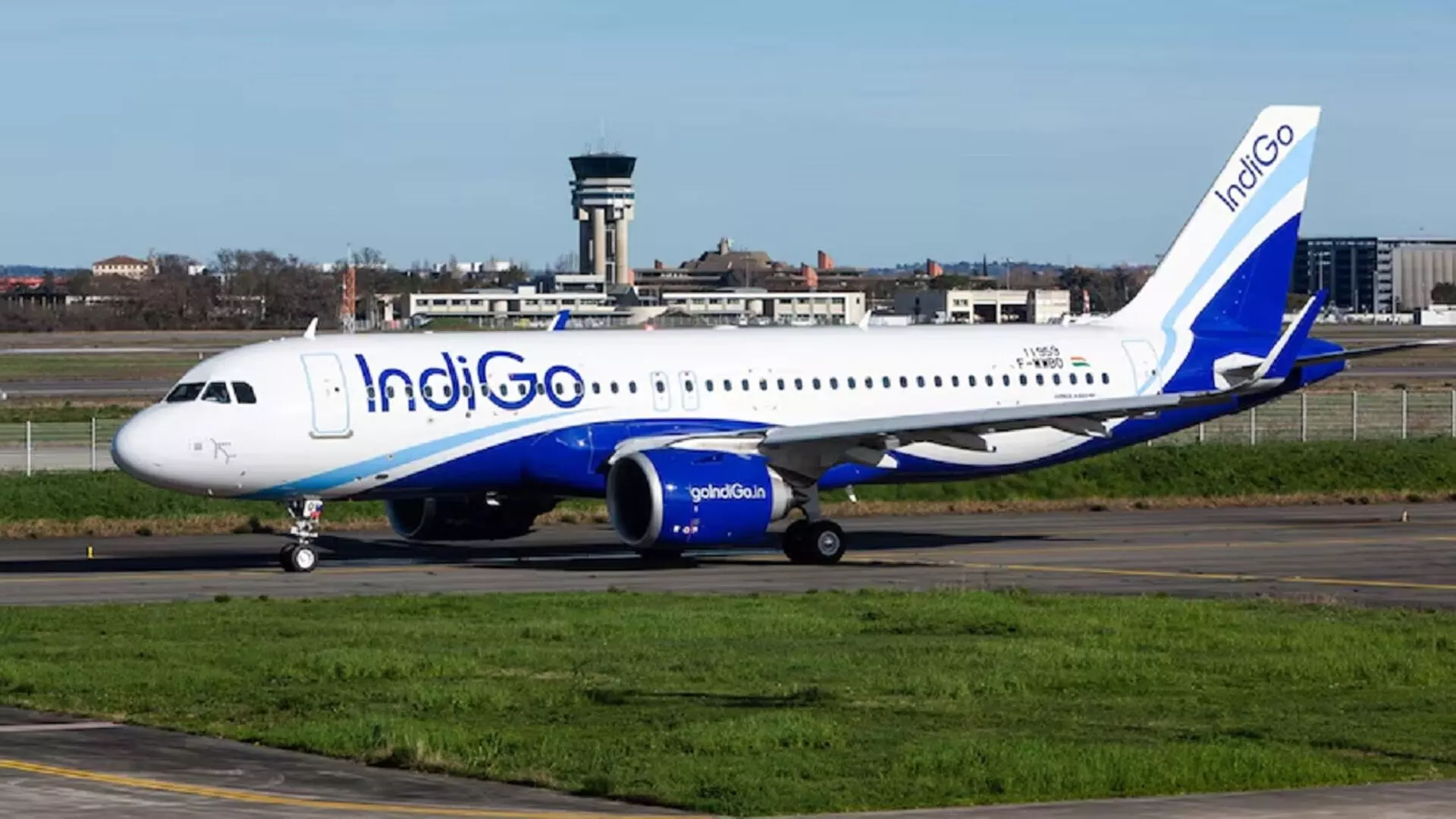 Indigo Flight : ఢిల్లీ-గోవా ఇండిగో విమానంలో సాంకేతిక లోపం Indigo Flight : ఢిల్లీ-గోవా ఇండిగో విమానంలో సాంకేతిక లోపం