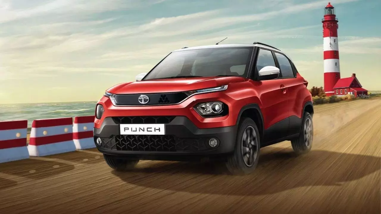 Tata Punch : పంచ్ దూకుడు.. 6 లక్షల యూనిట్ల ఉత్పత్తితో కొత్త రికార్డు! Tata Punch : పంచ్ దూకుడు.. 6 లక్షల యూనిట్ల ఉత్పత్తితో కొత్త రికార్డు!