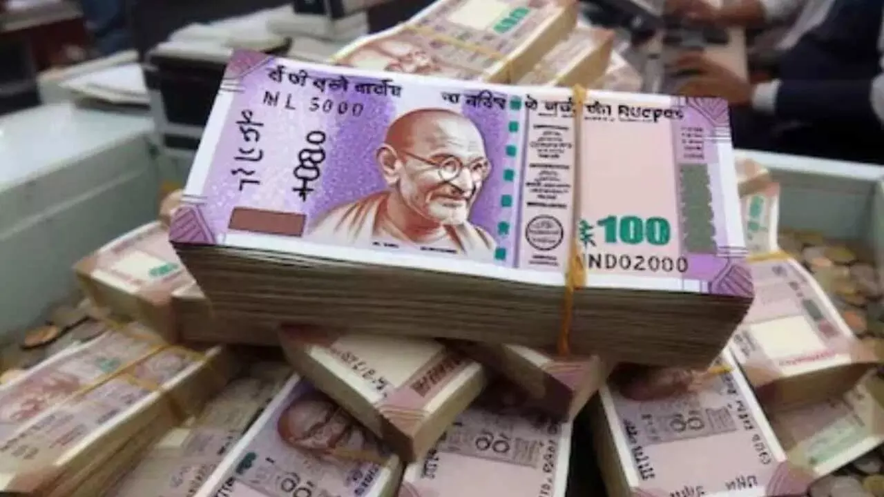 EPF: ఉద్యోగం మానేసే వరకు ఆగాల్సిన పనిలేదు.. ప్రతి పదేళ్లకు పీఎఫ్ డబ్బులు తీసుకోవచ్చు EPF: ఉద్యోగం మానేసే వరకు ఆగాల్సిన పనిలేదు.. ప్రతి పదేళ్లకు పీఎఫ్ డబ్బులు తీసుకోవచ్చు