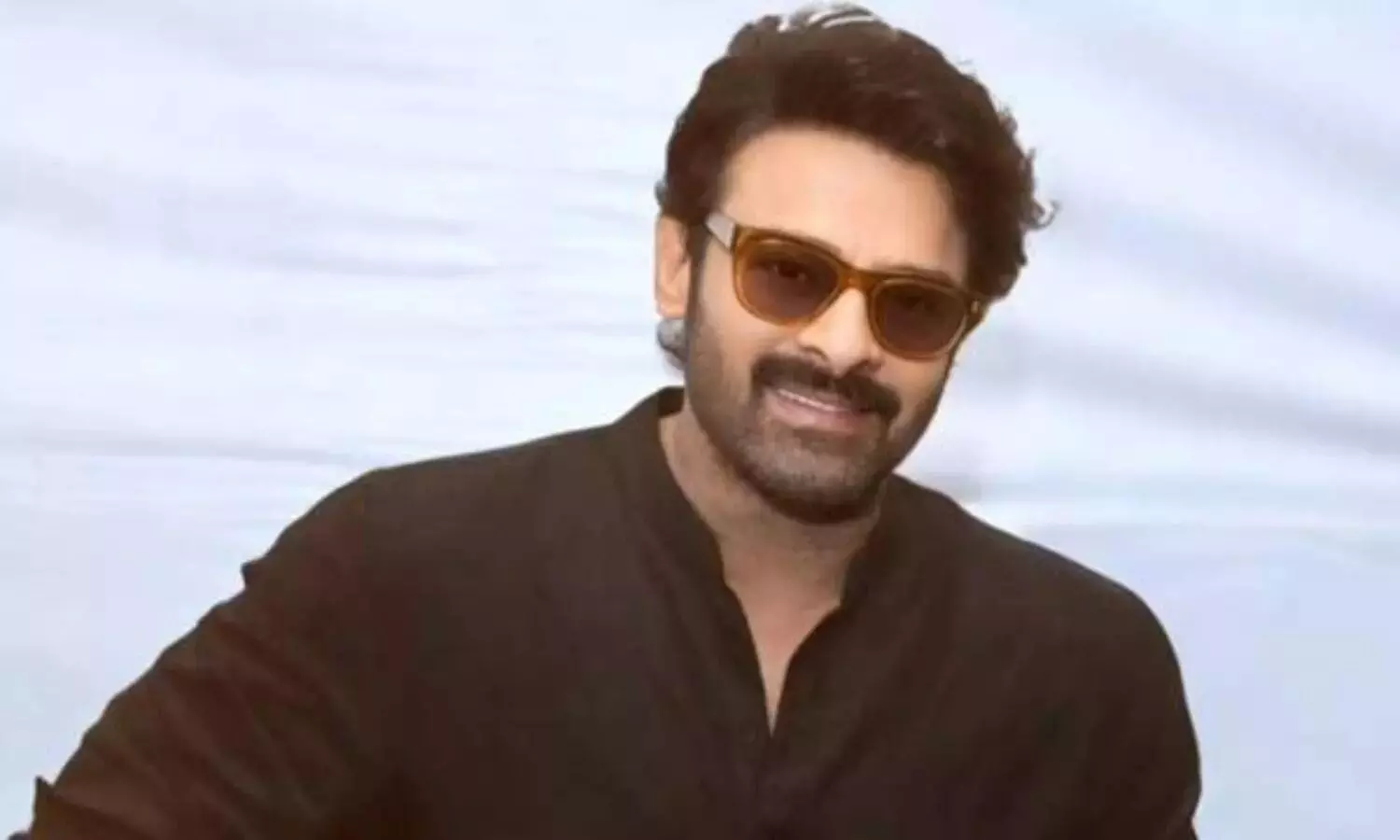 Prabhas New Look: స్పిరిట్ కోసం ప్రభాస్ న్యూ లుక్ Prabhas New Look: స్పిరిట్ కోసం ప్రభాస్ న్యూ లుక్