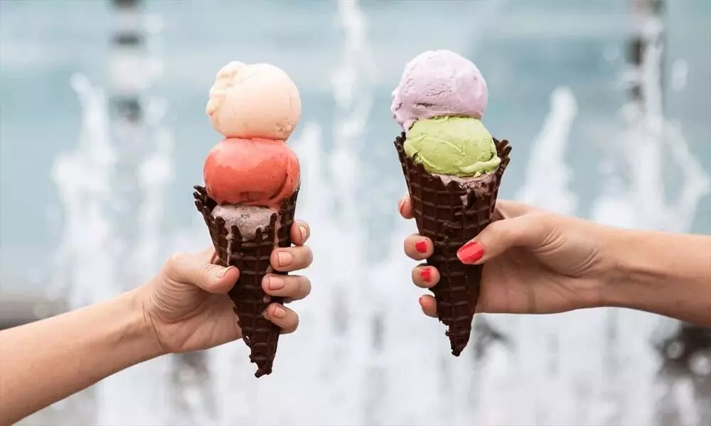 Ice Cream Really Causes Many Health Problems: ఐస్ క్రీం తింటే ఇన్ని ఆరోగ్య సమస్యలా.? Ice Cream Really Causes Many Health Problems: ఐస్ క్రీం తింటే ఇన్ని ఆరోగ్య సమస్యలా.?