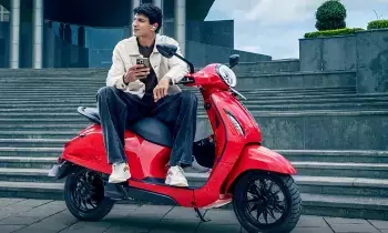 Bajaj : షాకింగ్ న్యూస్..ఆగస్టులో బజాజ్ ఈవీ ఉత్పత్తి నిలిచిపోయే ప్రమాదం? Bajaj : షాకింగ్ న్యూస్..ఆగస్టులో బజాజ్ ఈవీ ఉత్పత్తి నిలిచిపోయే ప్రమాదం?