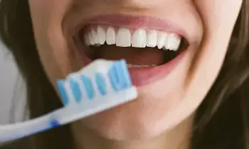 Brushing: బ్రెష్ చేసుకుంటే పళ్లు సేఫ్‌గా ఉన్నట్లేనా? ఇవి కూడా చెక్ చేసుకోవాలి