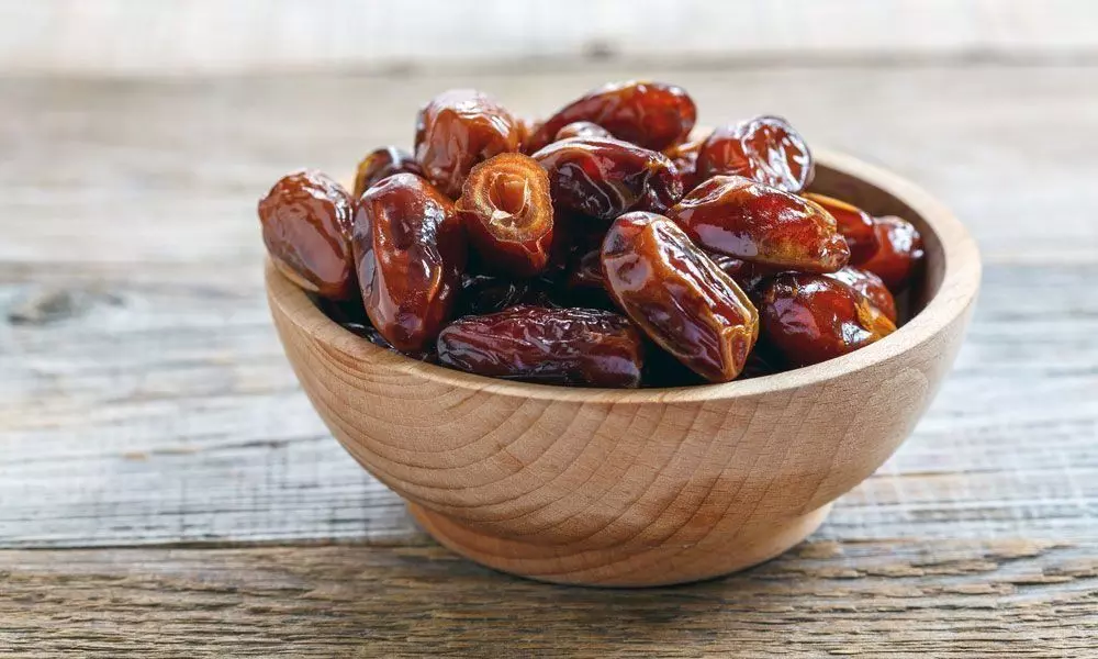 Daily Date for Cancer Prevention: ప్రతిరోజూ ఒక్క ఖర్జూరం తింటే క్యాన్సర్ రాదా..? Daily Date for Cancer Prevention: ప్రతిరోజూ ఒక్క ఖర్జూరం తింటే క్యాన్సర్ రాదా..?