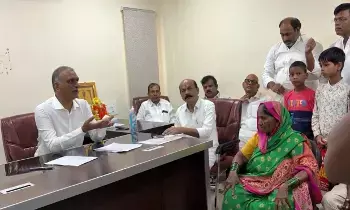 Former Minister Harish Rao : సిగాచి బాధిత కుటంబాలకు అండగా ఉంటాం…