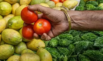 Remove Pesticides from Vegetables: కూరగాయాల్లోని విషాన్ని ఇలా తొలగించండి.. Remove Pesticides from Vegetables: కూరగాయాల్లోని విషాన్ని ఇలా తొలగించండి..