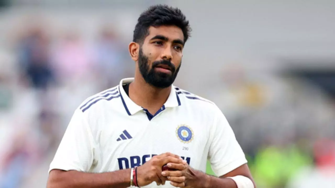 Bumrahs Cricket Career: బుమ్రా క్రికెటర్ కెరీర్ పై సంధిగ్ధం.? Bumrahs Cricket Career: బుమ్రా క్రికెటర్ కెరీర్ పై సంధిగ్ధం.?
