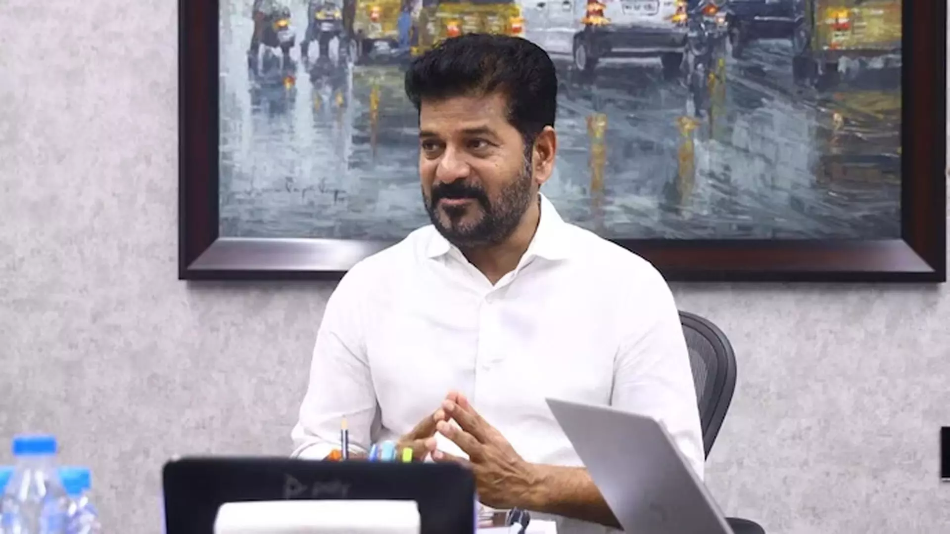 Cm Revanth Reddy : భారీ వర్షాలకు ప్రభుత్వ యంత్రాంగం అప్రమత్తంగా ఉండాలి Cm Revanth Reddy : భారీ వర్షాలకు ప్రభుత్వ యంత్రాంగం అప్రమత్తంగా ఉండాలి