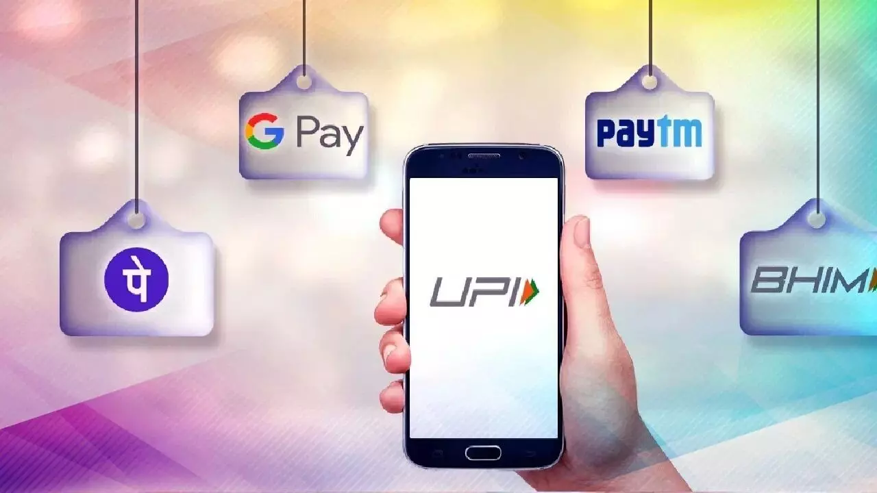 UPI : రోజూ యూపీఐ పేమెంట్స్ చేస్తున్నారా ? అయితే మీకు నోటీసులు రావొచ్చు UPI : రోజూ యూపీఐ పేమెంట్స్ చేస్తున్నారా ? అయితే మీకు నోటీసులు రావొచ్చు