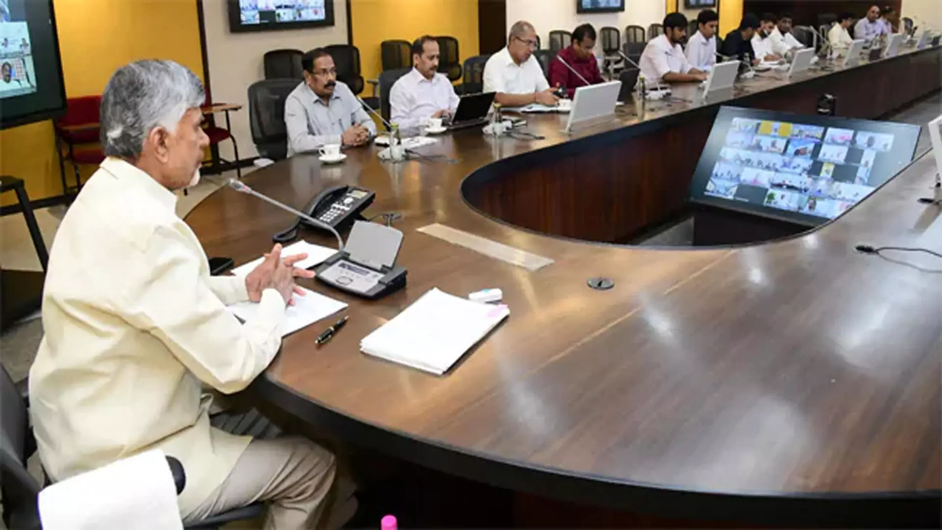 సంక్షేమంతో పాటు.. సాయంతోనే జీరో పావర్టీ సాధ్యం సంక్షేమంతో పాటు.. సాయంతోనే జీరో పావర్టీ సాధ్యం