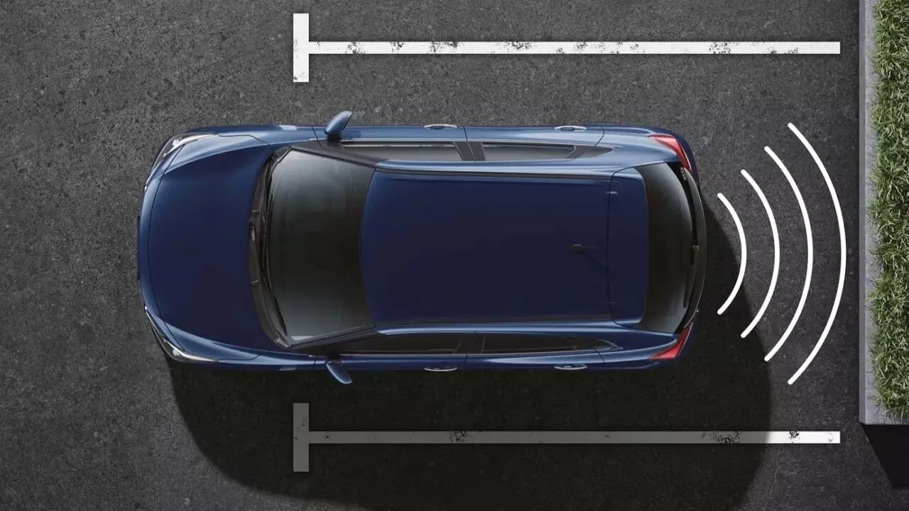 Maruti Suzuki Baleno : సేఫ్టీలో 4 స్టార్ రేటింగ్.. రూ.6.70లక్షలకే అదిరిపోయే ఫీచర్లతో స్టైలిష్ కారు Maruti Suzuki Baleno : సేఫ్టీలో 4 స్టార్ రేటింగ్.. రూ.6.70లక్షలకే అదిరిపోయే ఫీచర్లతో స్టైలిష్ కారు