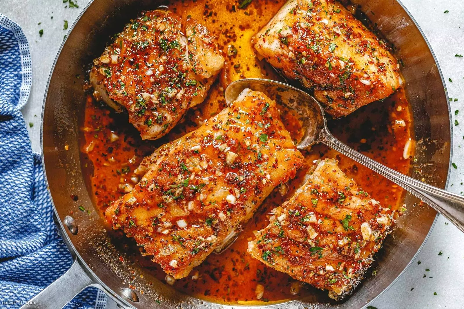 Fish That Reduce the Risk of Heart Diseases: గుండె జబ్బుల ప్రమాదాన్ని తగ్గించే చేపలు .. ప్రయోజనాలు తెలుసుకోండి! Fish That Reduce the Risk of Heart Diseases: గుండె జబ్బుల ప్రమాదాన్ని తగ్గించే చేపలు .. ప్రయోజనాలు తెలుసుకోండి!