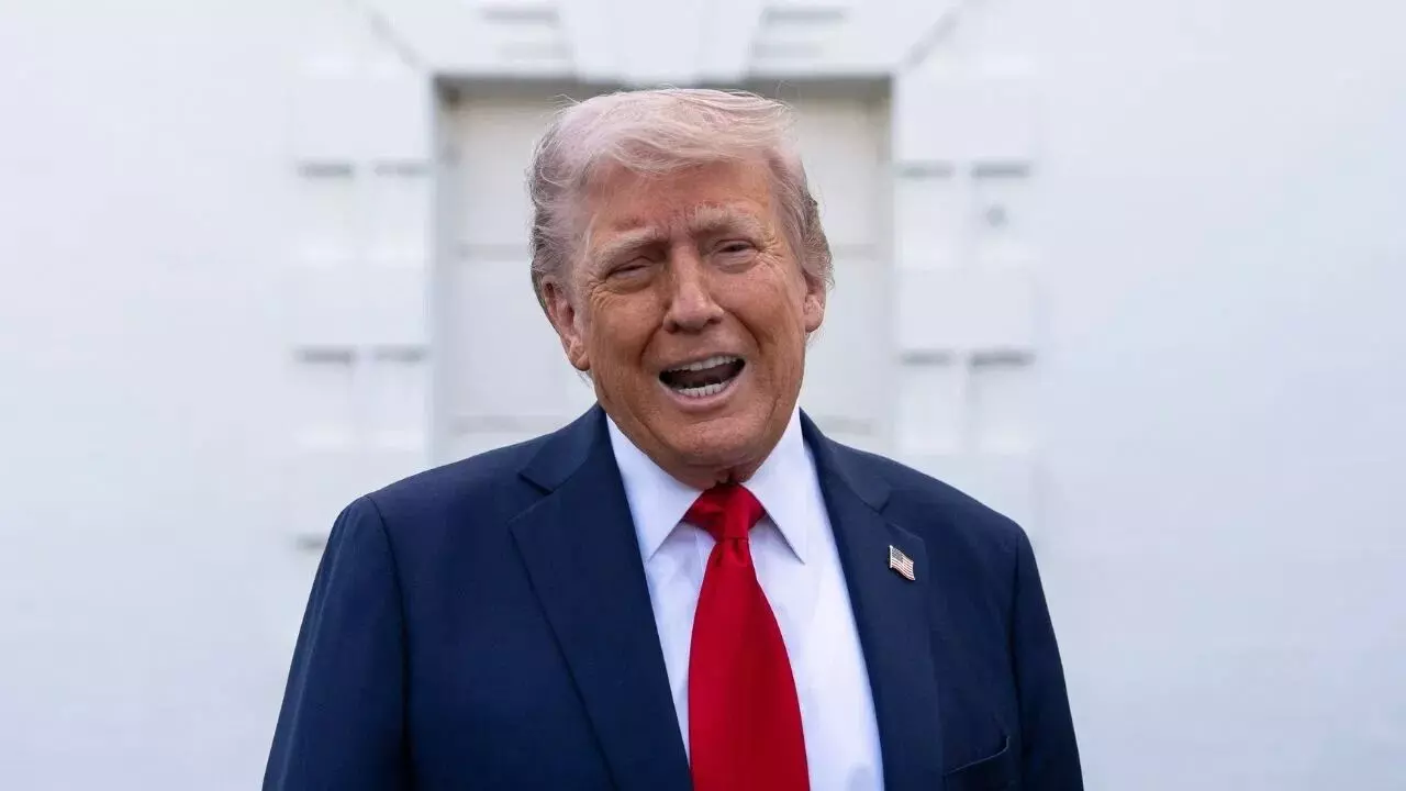 Donald Trump : అమెరికా-భారత్ వాణిజ్య వివాదం.. ట్రేడ్ డీల్ వాయిదా! Donald Trump : అమెరికా-భారత్ వాణిజ్య వివాదం.. ట్రేడ్ డీల్ వాయిదా!