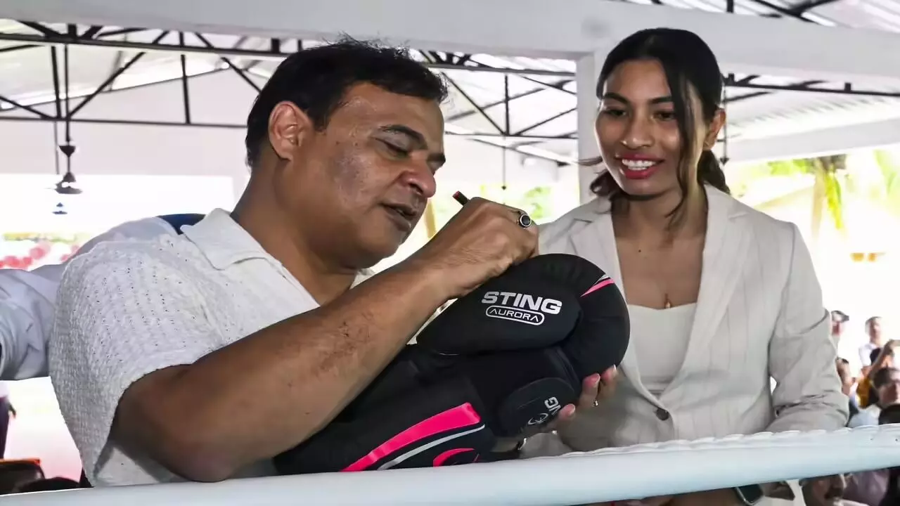 Boxer Lovlina Complaint: నోరు ముయ్..చెప్పింది చెయ్.. Boxer Lovlina Complaint: నోరు ముయ్..చెప్పింది చెయ్..