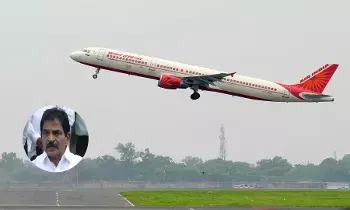Air India Flight : తిరువనంతపురం ఢిల్లీ ఎయిర్ ఇండియాకు తప్పిన ముప్పు