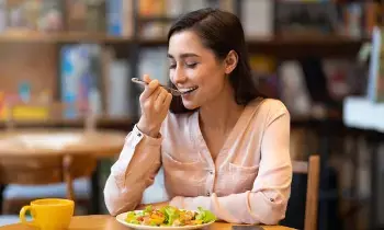 Eating Slowly vs Eating Quickly: నెమ్మదిగా తినడం vs త్వరగా తినడం ... ఆరోగ్యానికి ఏది మంచిది?