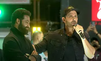 Hrithik Roshan: ఎన్టీఆర్ సింగిల్ టేక్ స్టార్