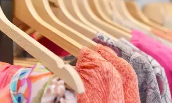 Color Clothes to Wear on Each Day: వారంలో ఏ రోజున ఏ రంగు దుస్తులు ధరిస్తే మంచిదో తెలుసా..? Color Clothes to Wear on Each Day: వారంలో ఏ రోజున ఏ రంగు దుస్తులు ధరిస్తే మంచిదో తెలుసా..?