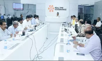 ఆగస్టు 15 నుంచి వాట్సాప్ గవర్నెన్స్ ద్వారా 700 సేవలు ఆగస్టు 15 నుంచి వాట్సాప్ గవర్నెన్స్ ద్వారా 700 సేవలు