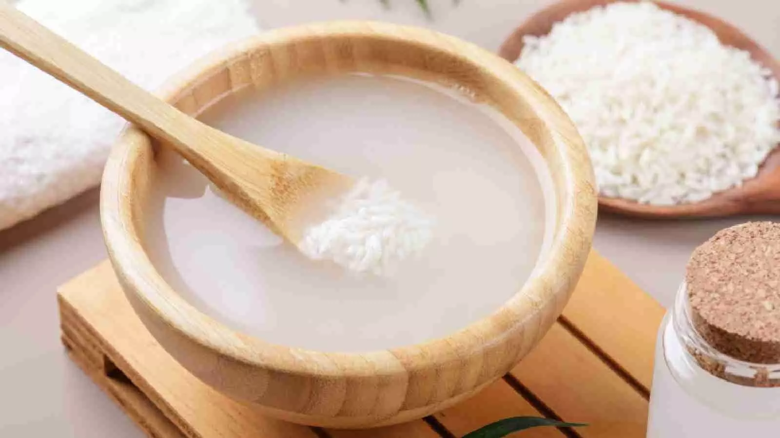 Stop Throwing Away Rice Water: ఇకపై బియ్యం నీటిని పారేయకండి: దాని ఆరోగ్య ప్రయోజనాలు అన్నీ ఇన్నీ కావు! Stop Throwing Away Rice Water: ఇకపై బియ్యం నీటిని పారేయకండి: దాని ఆరోగ్య ప్రయోజనాలు అన్నీ ఇన్నీ కావు!