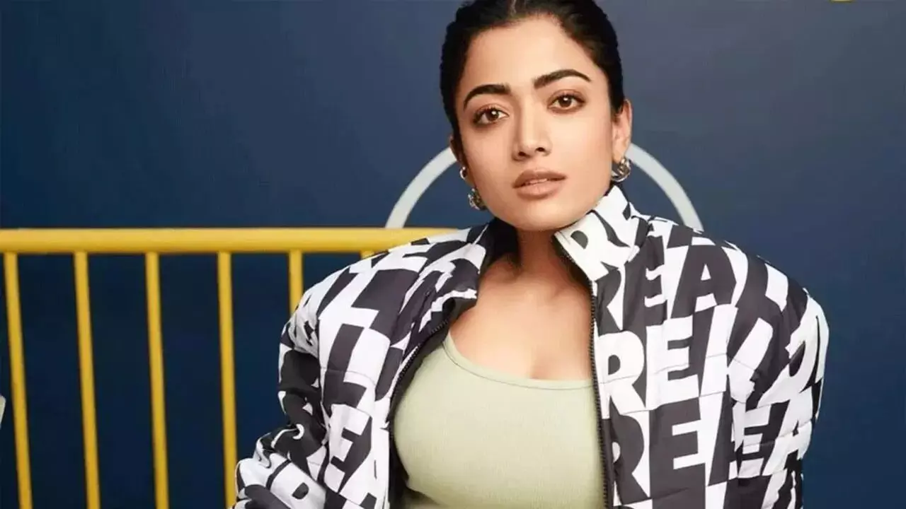 Rashmika Gets Emotional: ఈ నొప్పిని భరించలేకపోతున్నా.. రష్మిక ఎమోషనల్ Rashmika Gets Emotional: ఈ నొప్పిని భరించలేకపోతున్నా.. రష్మిక ఎమోషనల్