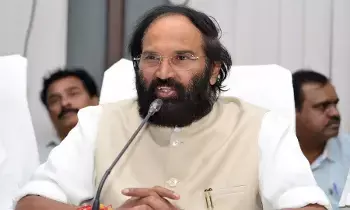 Minister Uttam Kumar Reddy : అధిక వర్షలపై అధికారులు అప్రమత్తంగా ఉండండి Minister Uttam Kumar Reddy : అధిక వర్షలపై అధికారులు అప్రమత్తంగా ఉండండి
