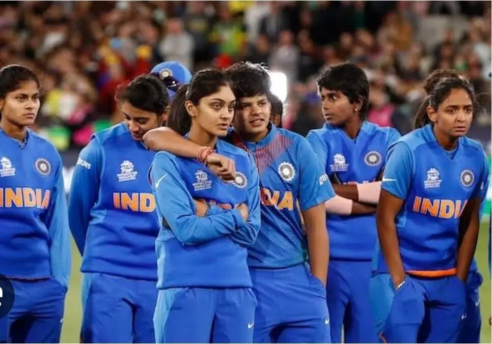 ODI World Cup Team: వన్డే వరల్డ్ కప్ కు టీమిండియాను ప్రకటించనున్న బీసీసీఐ ODI World Cup Team: వన్డే వరల్డ్ కప్ కు టీమిండియాను ప్రకటించనున్న బీసీసీఐ